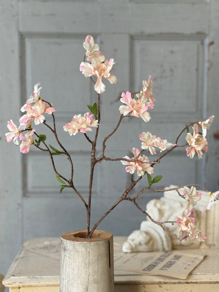 Cora Flower Spray | 27" | NOT CURRENTLY IN STOCK - Returning Spring 2027!