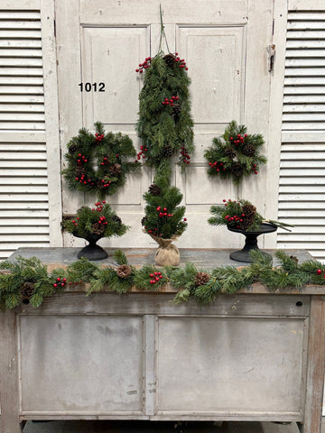 Sample Lot | Lot 1012 | Holiday| $55