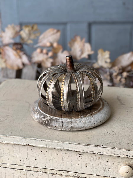 Thatcher Pumpkin | 6"