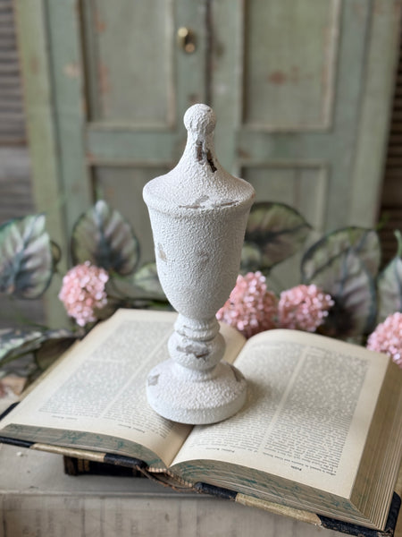 Tribute Finial | 11" | NOT CURRENTLY IN STOCK-New For Spring 2027!
