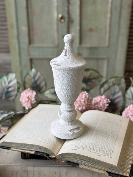 Tribute Finial | 11" | NOT CURRENTLY IN STOCK-New For Spring 2027!