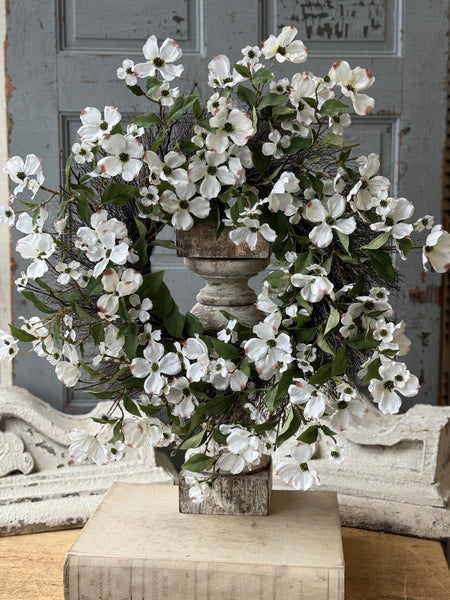 Whirlaway Dogwood Wreath | 24" | NOT CURRENTLY IN STOCK-New For Spring 2027!