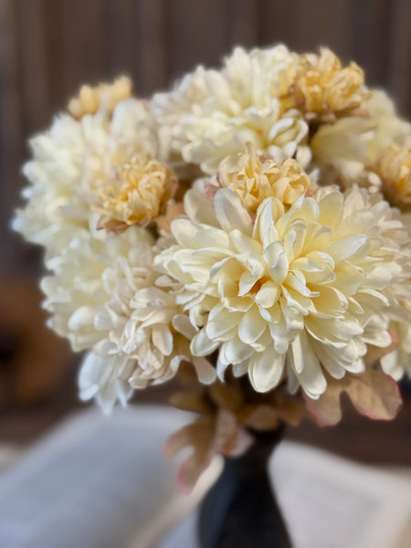 Darlington Bouquet | 12" | Cream | NOT CURRENTLY IN STOCK-New For Holiday 2026!