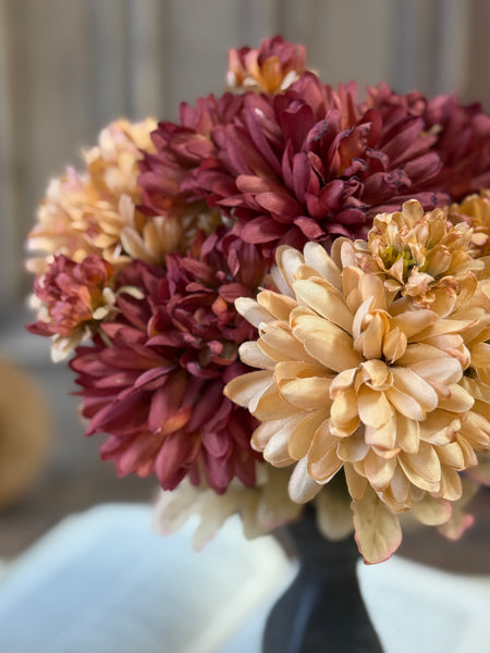 Darlington Bouquet | 12" | Ambrosia Mix | NOT CURRENTLY IN STOCK-New For Holiday 2026!