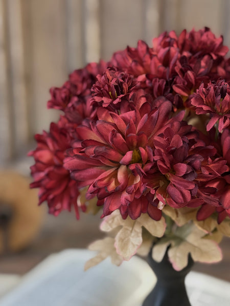 Darlington Bouquet | 12" | Claret | NOT CURRENTLY IN STOCK-New For Holiday 2026!