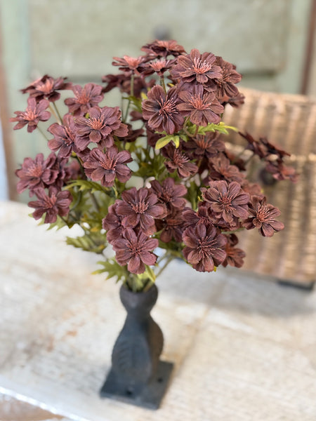 Courtland Cosmos | 16" | Umber | NOT CURRENTLY IN STOCK-New For Holiday 2026!