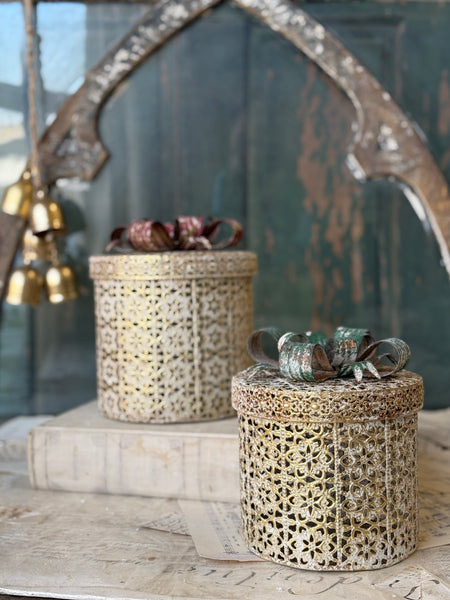 Benevolent Bowtied Gifts | Set/2 | NOT CURRENTLY IN STOCK-New For Holiday 2026!