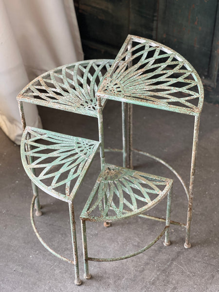 Parker Plant Stand | 24.5"