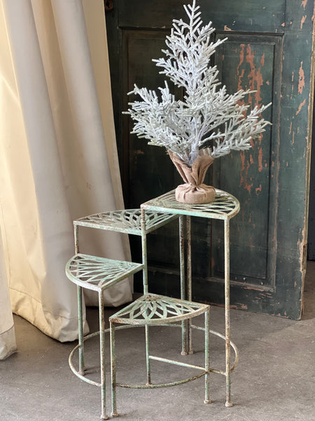Parker Plant Stand | 24.5"