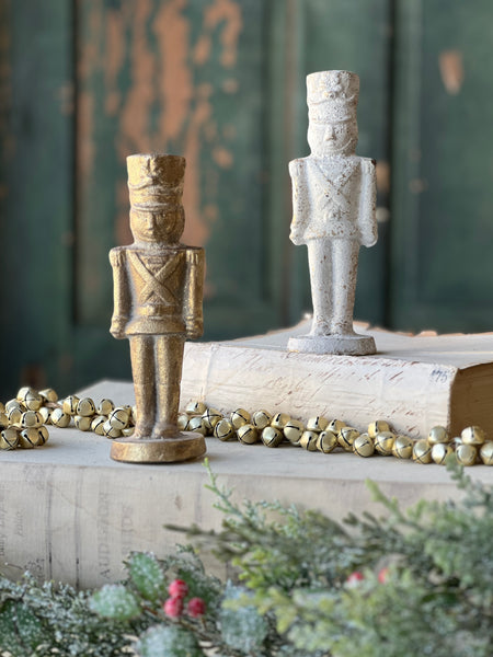 Noble Nutcracker | 7" | Gilded