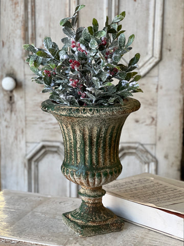 Killington Urn | 16"