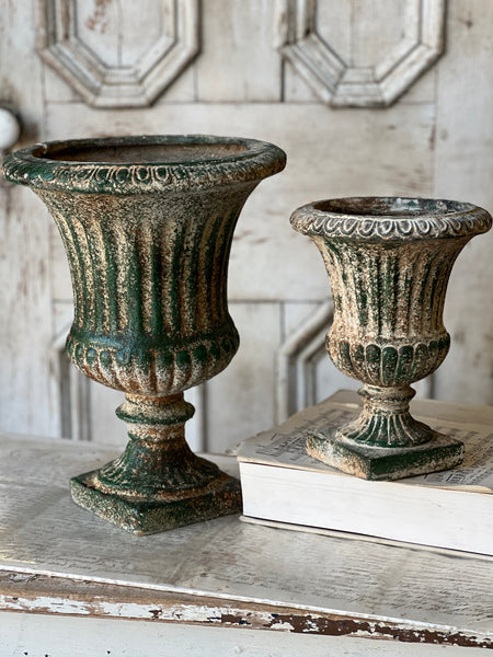 Killington Urn | 16"