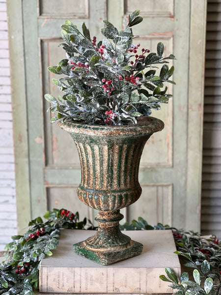 Killington Urn | 16"