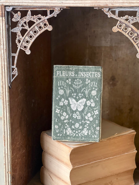 Vintage Volumes | Fleurs et Insectes | NOT CURRENTLY IN STOCK-New For Spring 2026!