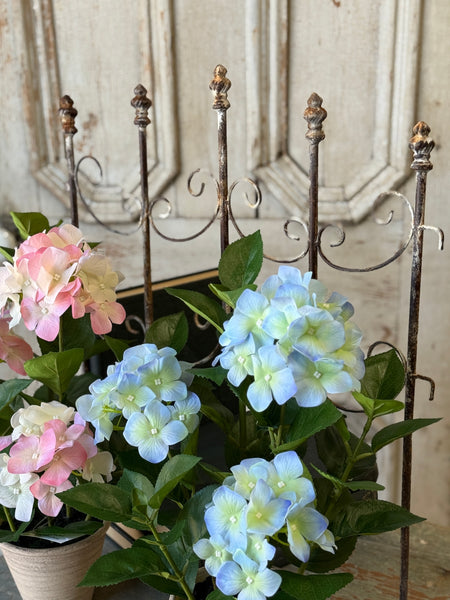 Arbor Gate | 22" | NOT CURRENTLY IN STOCK-New For Spring 2027!