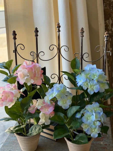 Arbor Gate | 22" | NOT CURRENTLY IN STOCK-New For Spring 2027!
