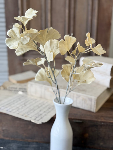 Fanlight Spray | 24" | Flax | NOT CURRENTLY IN STOCK-New For Holiday 2026!