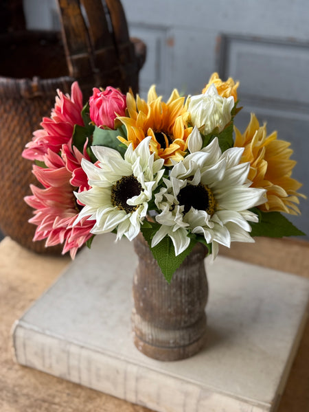 Sunrich Bouquet | 15" | Cloud | NOT CURRENTLY IN STOCK-New For Spring 2027!