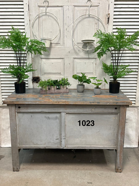 Sample Lot | Lot 1023 | Spring | $40