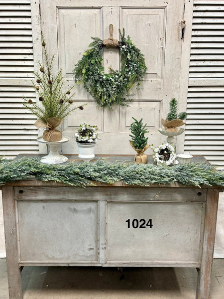 Sample Lot | Lot 1024 | Holiday | $45