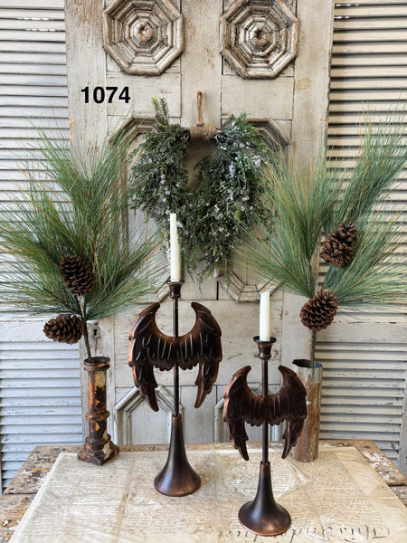 Sample Lot | Lot 1074 | Holiday