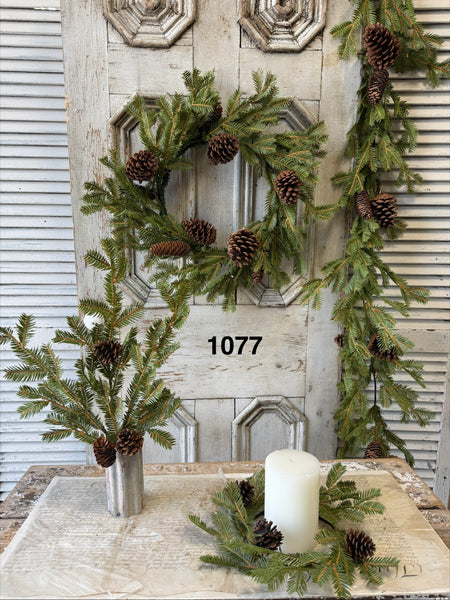 Sample Lot | Lot 1077 | Holiday