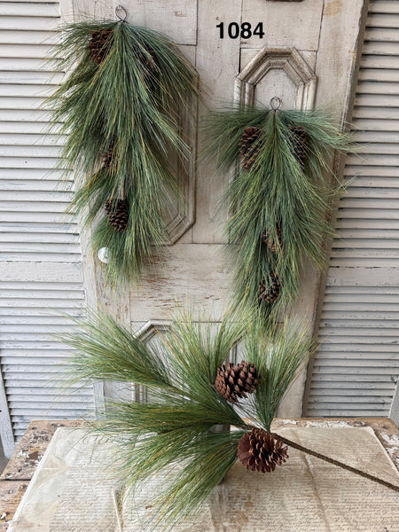 Sample Lot | Lot 1084 | Holiday