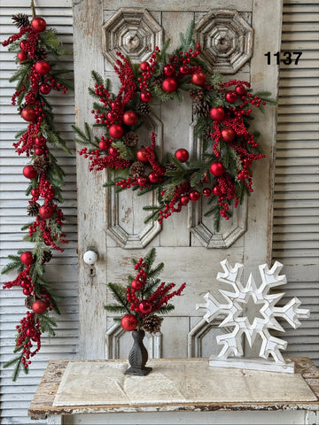 Sample Lot | Lot 1137 | Holiday | $55