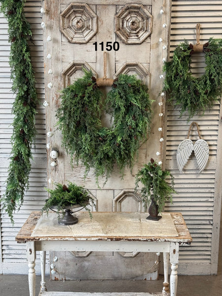 Sample Lot | Lot 1150 | Holiday
