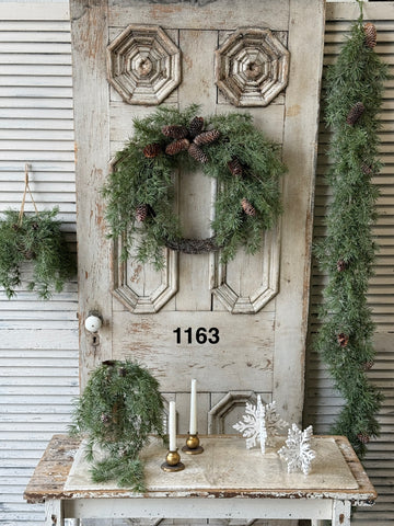 Sample Lot | Lot 1163 | Holiday | $75