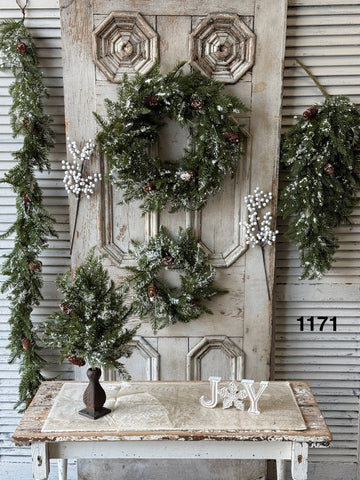 Sample Lot | Lot 1171 | Holiday | $65