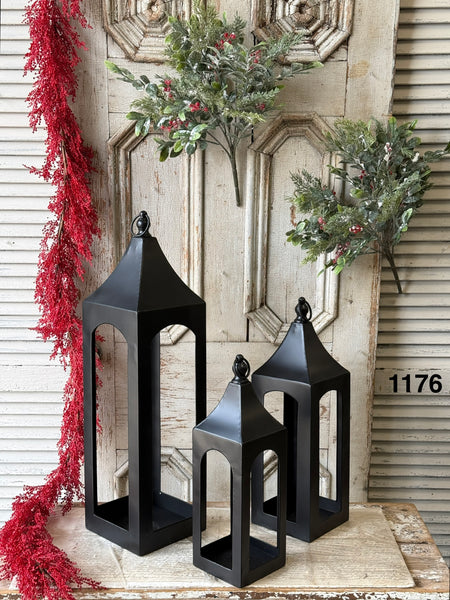 Sample Lot | Lot 1176 | Holiday