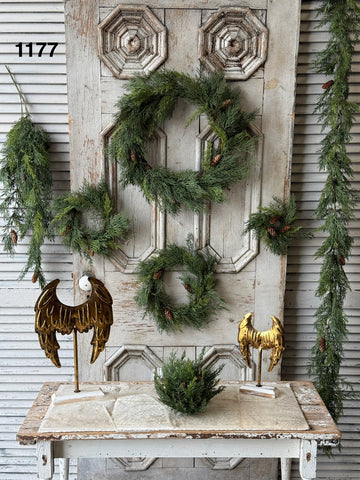 Sample Lot | Lot 1177 | Holiday | $70