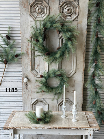 Sample Lot | Lot 1185 | Holiday | $70