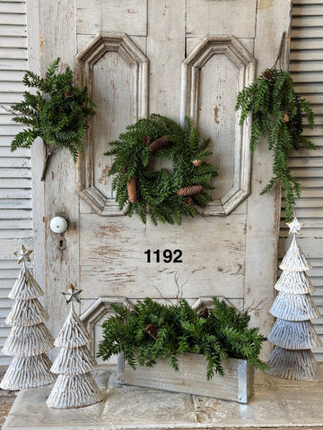 Sample Lot | Lot 1192 | Holiday | $55