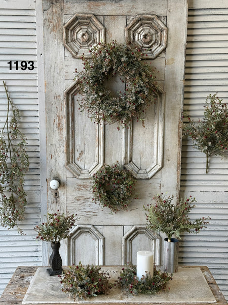 Sample Lot | Lot 1193 | Holiday