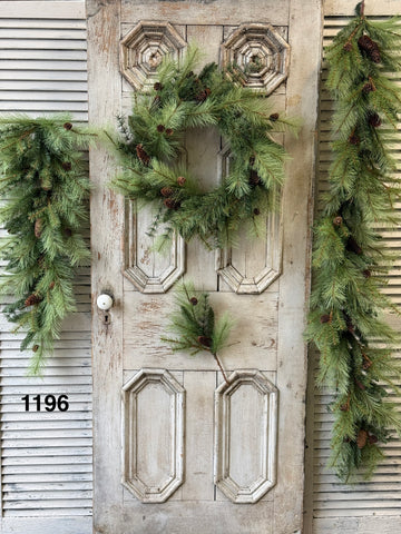Sample Lot | Lot 1196 | Holiday | $75