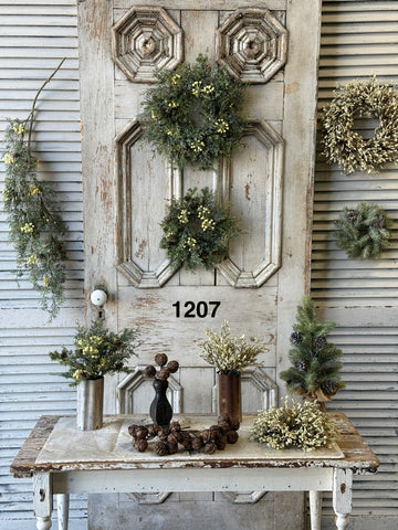 Sample Lot | Lot 1207 | Holiday | $50