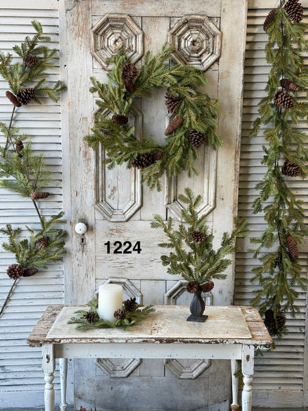 Sample Lot | Lot 1224 | Holiday
