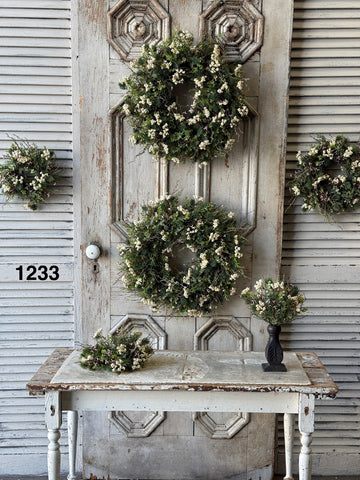Sample Lot | Lot 1233 | Holiday | $60