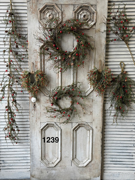 Sample Lot | Lot 1239 | Holiday