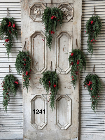 Sample Lot | Lot 1241 | Holiday | $70