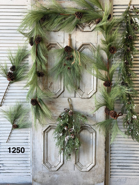 Sample Lot | Lot 1250 | Holiday