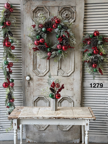 Sample Lot | Lot 1279 | Holiday