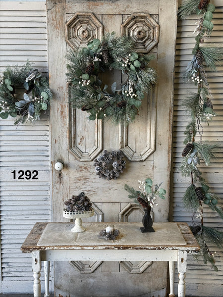 Sample Lot | Lot 1292 | Holiday