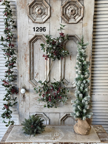 Sample Lot | Lot 1296 | Holiday | $70