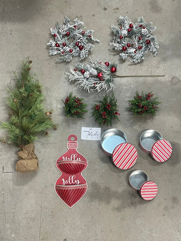 Sample Lot | Lot 744 | Holiday | $50