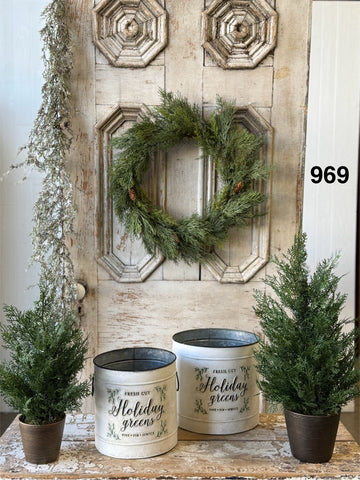 Sample Lot | Lot 969 | Holiday | $60