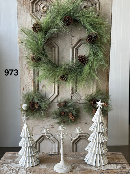 Sample Lot | Lot 973 | Holiday | $50