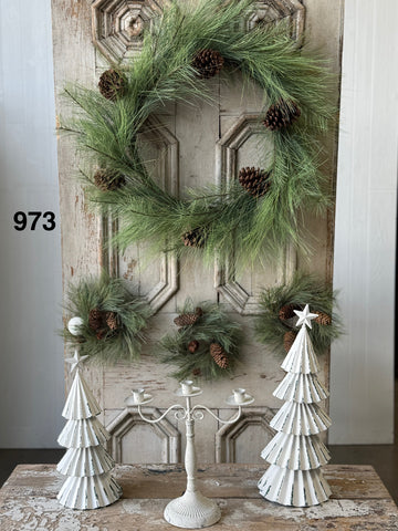 Sample Lot | Lot 973 | Holiday | $50